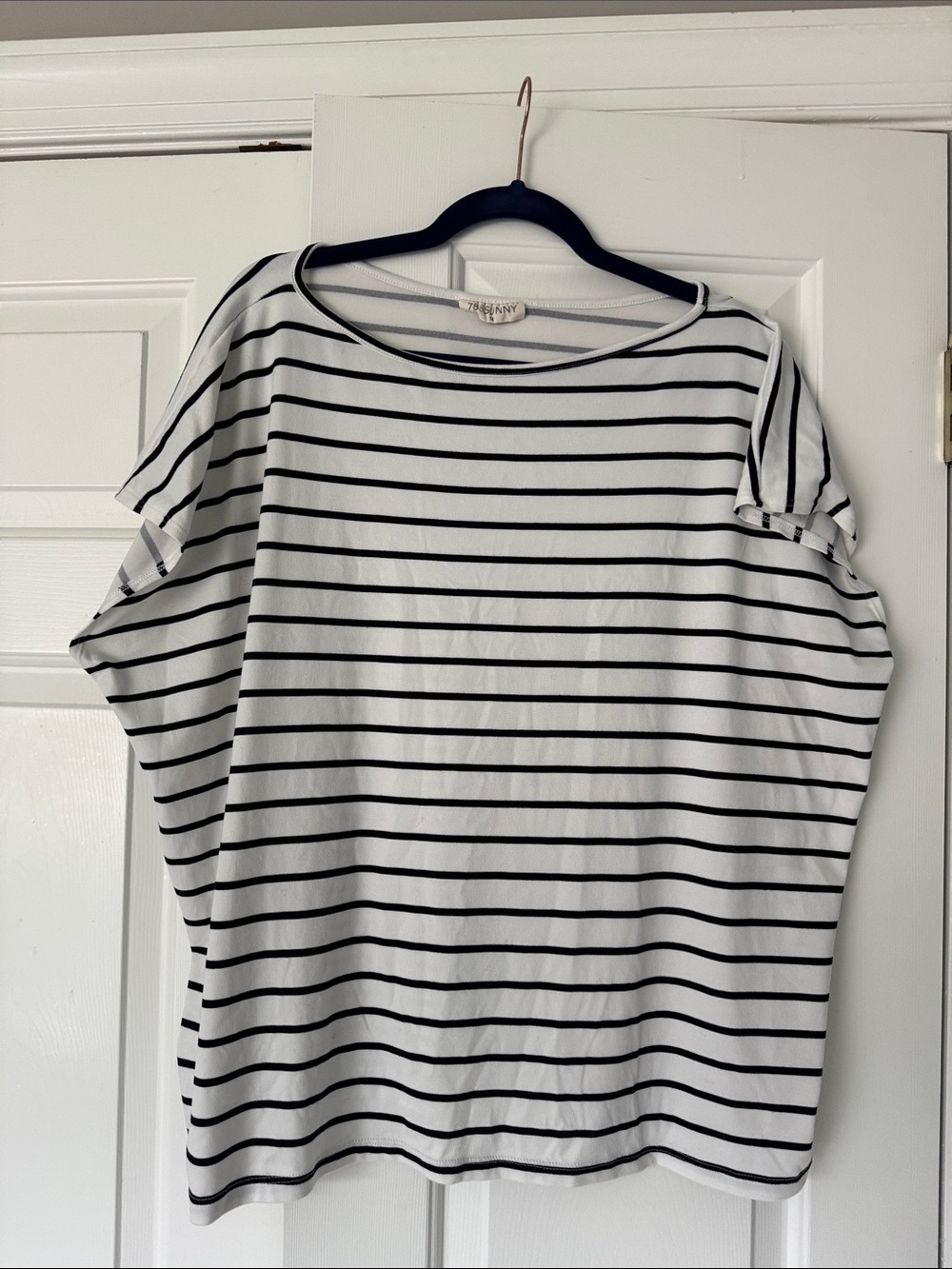78 & Sunny Brentwood Boatneck Short Sleeve Top - Black/White